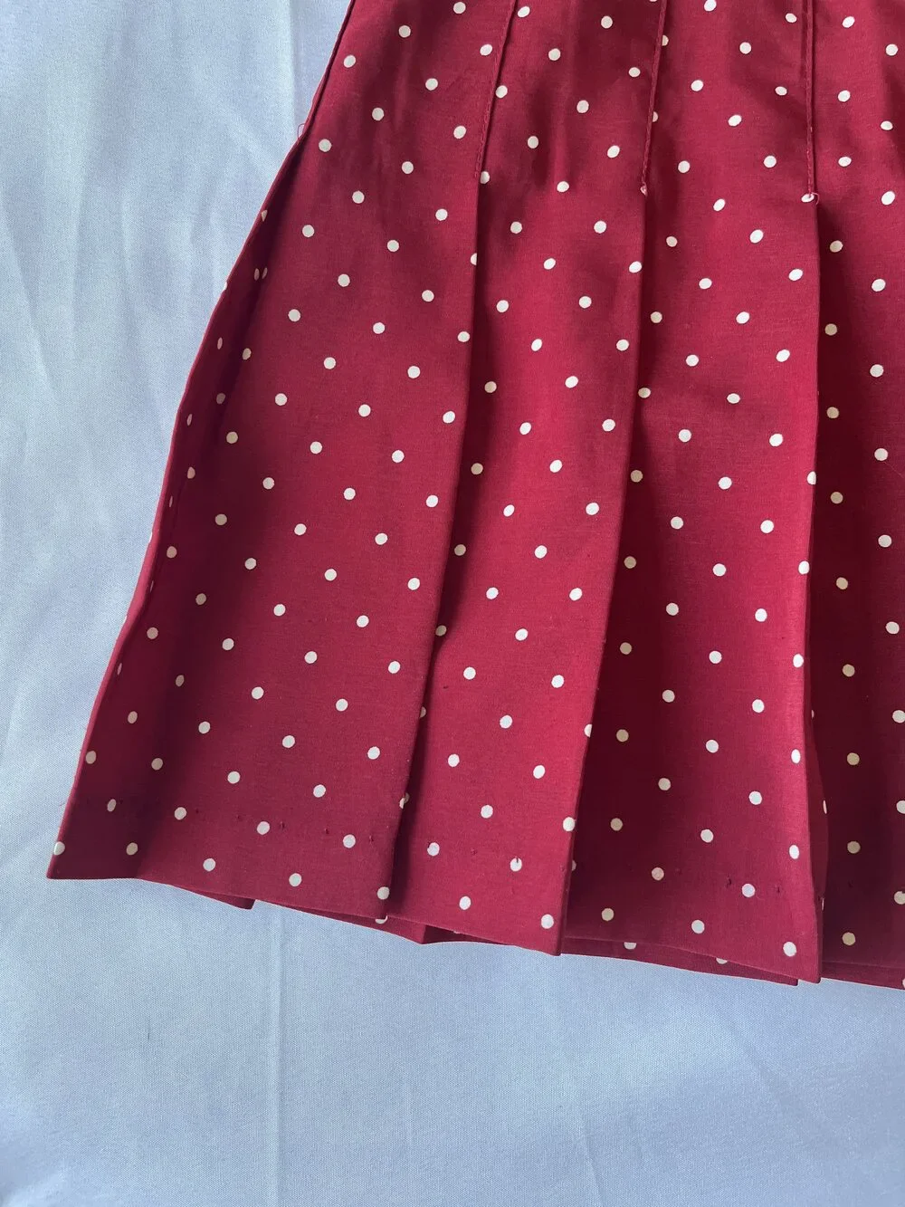 Vintage 80s Tail Coquette Tenniscore Polka Dot Pleated Burgundy Mini Skirt